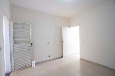 Casa para alugar com 96m², 2 quartos e 3 vagas