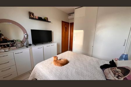 Apartamento à venda com 160m², 3 quartos e 3 vagasQuarto
