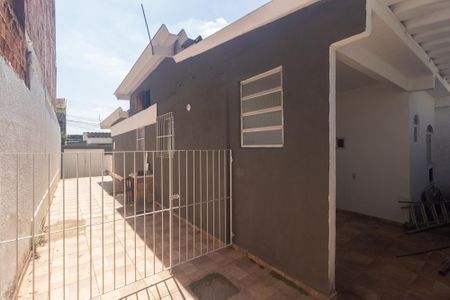 Quintal de casa à venda com 2 quartos, 153m² em Campo Grande, Rio de Janeiro