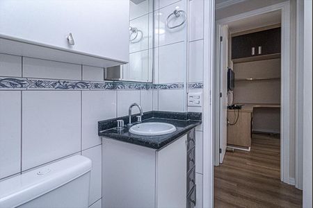 banheiro social_3 de apartamento para alugar com 2 quartos, 48m² em Jardim Previdencia, São Paulo