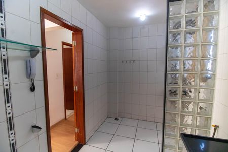 Apartamento para alugar com 60m², 2 quartos e 1 vaga Apartamento para alugar com 60m², 2 quartos e 1 vagaCozinha e Área de Serviço