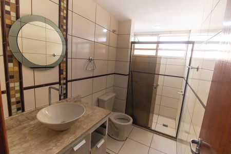 Banheiro de apartamento para alugar com 2 quartos, 60m² em Largo do Barradas, Niterói