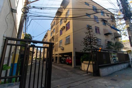 Fachada de apartamento para alugar com 2 quartos, 60m² em Largo do Barradas, Niterói
