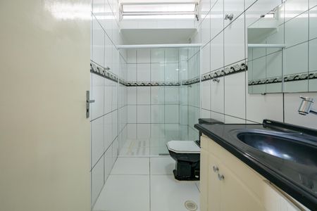 Banheiro de kitnet/studio para alugar com 1 quarto, 50m² em Jabaquara, São Paulo