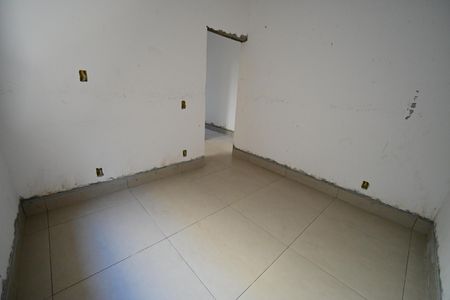 Casa à venda com 3 quartos, 109m² em Residencial Itaipú, Goiânia