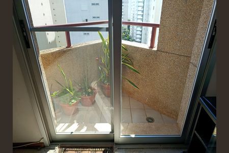 Apartamento à venda com 90m², 2 quartos e 2 vagasVaranda Sala