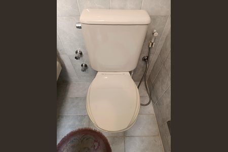 Apartamento à venda com 90m², 2 quartos e 2 vagasBanheiro da Suíte 1