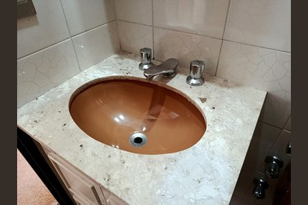 Apartamento à venda com 90m², 2 quartos e 2 vagasBanheiro da Suíte 2