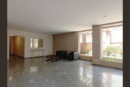Apartamento à venda com 90m², 2 quartos e 2 vagasHall social