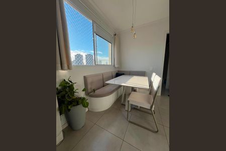 Sala de apartamento para alugar com 1 quarto, 33m² em Quinta da Paineira, São Paulo