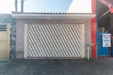 Fachada de casa para alugar com 2 quartos, 125m² em Jardim Nova Poa, Poá