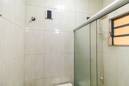 Banheiro de casa para alugar com 1 quarto, 70m² em Parque Cruzeiro do Sul, São Paulo