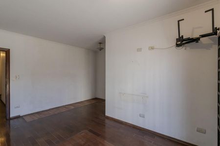 Quarto de casa para alugar com 3 quartos, 153m² em Vila Carrão, São Paulo