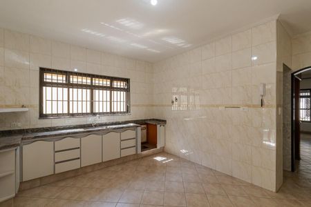 Cozinha de casa para alugar com 3 quartos, 153m² em Vila Carrão, São Paulo