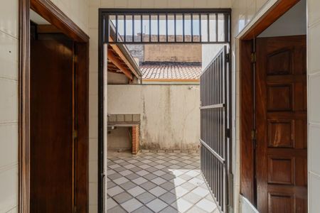 Área externa de casa para alugar com 3 quartos, 153m² em Vila Carrão, São Paulo