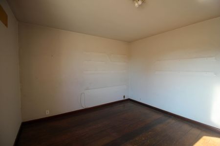 Casa para alugar com 4 quartos, 336m² em Jardim Santa Rosália, Sorocaba
