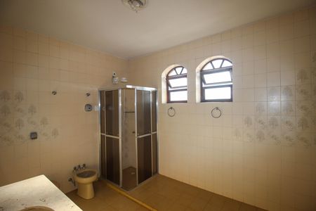 Casa para alugar com 4 quartos, 336m² em Jardim Santa Rosália, Sorocaba