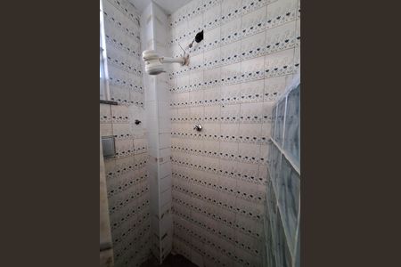 Banheiro Social de apartamento à venda com 1 quarto, 56m² em São Lourenço, Niterói