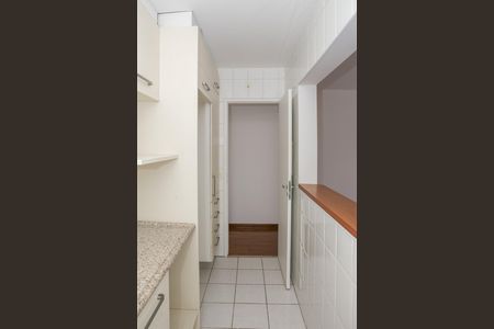 Apartamento à venda com 76m², 2 quartos e 2 vagas Apartamento à venda com 76m², 2 quartos e 2 vagasCozinha e Área de Serviço
