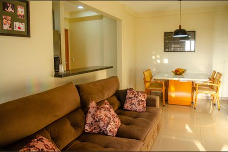 Apartamento à venda com 3 quartos, 85m² em Setor Goiania Dois, Goiânia