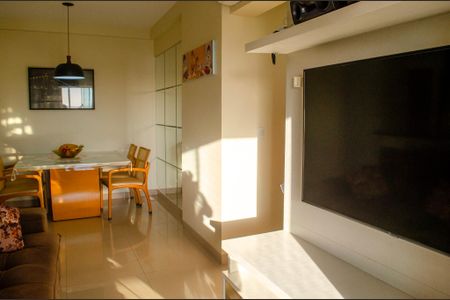 Apartamento à venda com 3 quartos, 85m² em Setor Goiania Dois, Goiânia