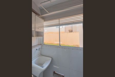 Área de Serviço de apartamento para alugar com 2 quartos, 45m² em Jardim Itatiaia, Campinas