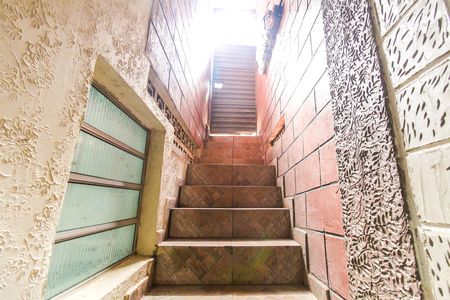 Entrada de casa para alugar com 4 quartos, 500m² em Recanto Verde do Sol, São Paulo