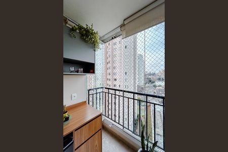 Apartamento à venda com 69m², 2 quartos e 1 vagaVaranda