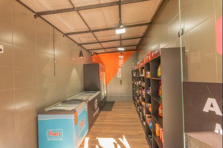 Apartamento à venda com 64m², 2 quartos e 1 vaga Apartamento à venda com 64m², 2 quartos e 1 vagaMinimercado