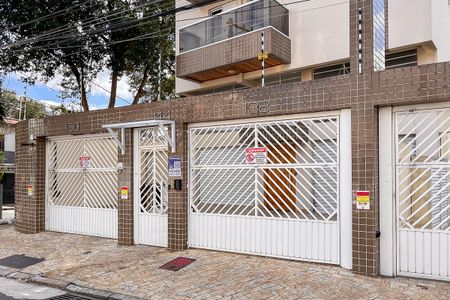 Apartamento à venda com 77m², 2 quartos e 1 vagaFachada + plaquinha