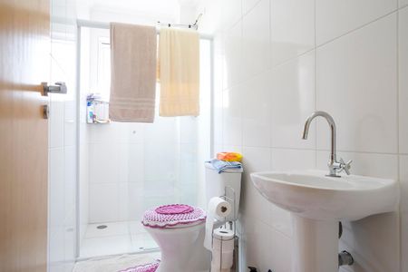 Apartamento à venda com 77m², 2 quartos e 1 vagaBanheiro da suíte