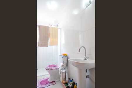 Apartamento à venda com 77m², 2 quartos e 1 vagaBanheiro da suíte