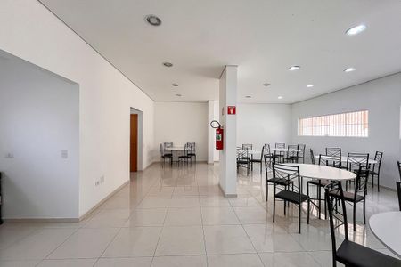 Apartamento à venda com 77m², 2 quartos e 1 vagaSalão de festas