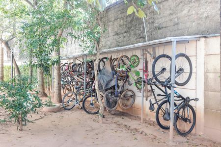 Bicicletário de apartamento para alugar com 2 quartos, 40m² em Capão Redondo, São Paulo