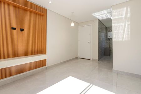 Sala de apartamento para alugar com 2 quartos, 40m² em Capão Redondo, São Paulo