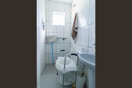Banheiro de casa à venda com 2 quartos, 50m² em Parque Anhanguera, São Paulo