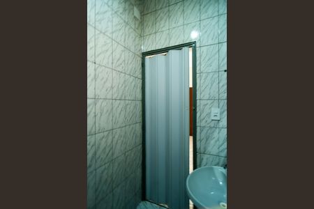 Banheiro da Suíte de casa para alugar com 3 quartos, 124m² em Vila Barcelona, Sorocaba