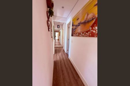 Corredor de apartamento para alugar com 3 quartos, 180m² em Parque Bairro Morumbi, São Paulo