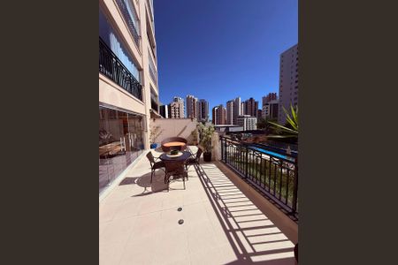 Área externa de apartamento para alugar com 3 quartos, 180m² em Parque Bairro Morumbi, São Paulo