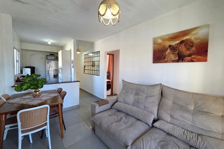 Cozinha de casa de condomínio para alugar com 2 quartos, 70m² em Maracanã, Praia Grande