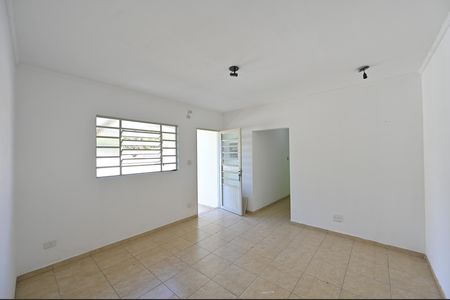 Sala de casa de condomínio para alugar com 2 quartos, 75m² em Vila da Saúde, São Paulo