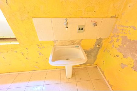 Lavanderia de casa de condomínio para alugar com 2 quartos, 75m² em Vila da Saúde, São Paulo