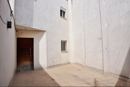 Garagem de casa à venda com 2 quartos, 68m² em Vila dos Remedios, São Paulo