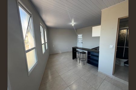 Sala/quarto de kitnet/studio para alugar com 1 quarto, 20m² em Colônia, Ribeirão Pires