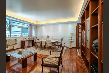 Sala de apartamento à venda com 4 quartos, 153m² em Tijuca, Rio de Janeiro