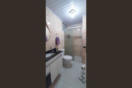 Banheiro de apartamento à venda com 2 quartos, 55m² em Remédios, Osasco