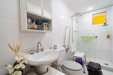 Apartamento para alugar com 75m², 2 quartos e 1 vaga Apartamento para alugar com 75m², 2 quartos e 1 vagaBanheiro