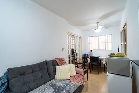 Apartamento para alugar com 75m², 2 quartos e 1 vaga Apartamento para alugar com 75m², 2 quartos e 1 vagaSala