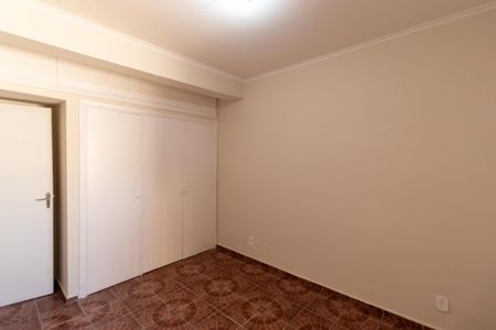 Apartamento à venda com 83m², 2 quartos e 2 vagas Apartamento à venda com 83m², 2 quartos e 2 vagasQuarto 02