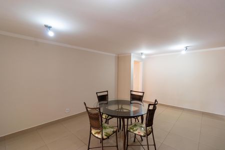 Apartamento à venda com 83m², 2 quartos e 2 vagas Apartamento à venda com 83m², 2 quartos e 2 vagasSalas